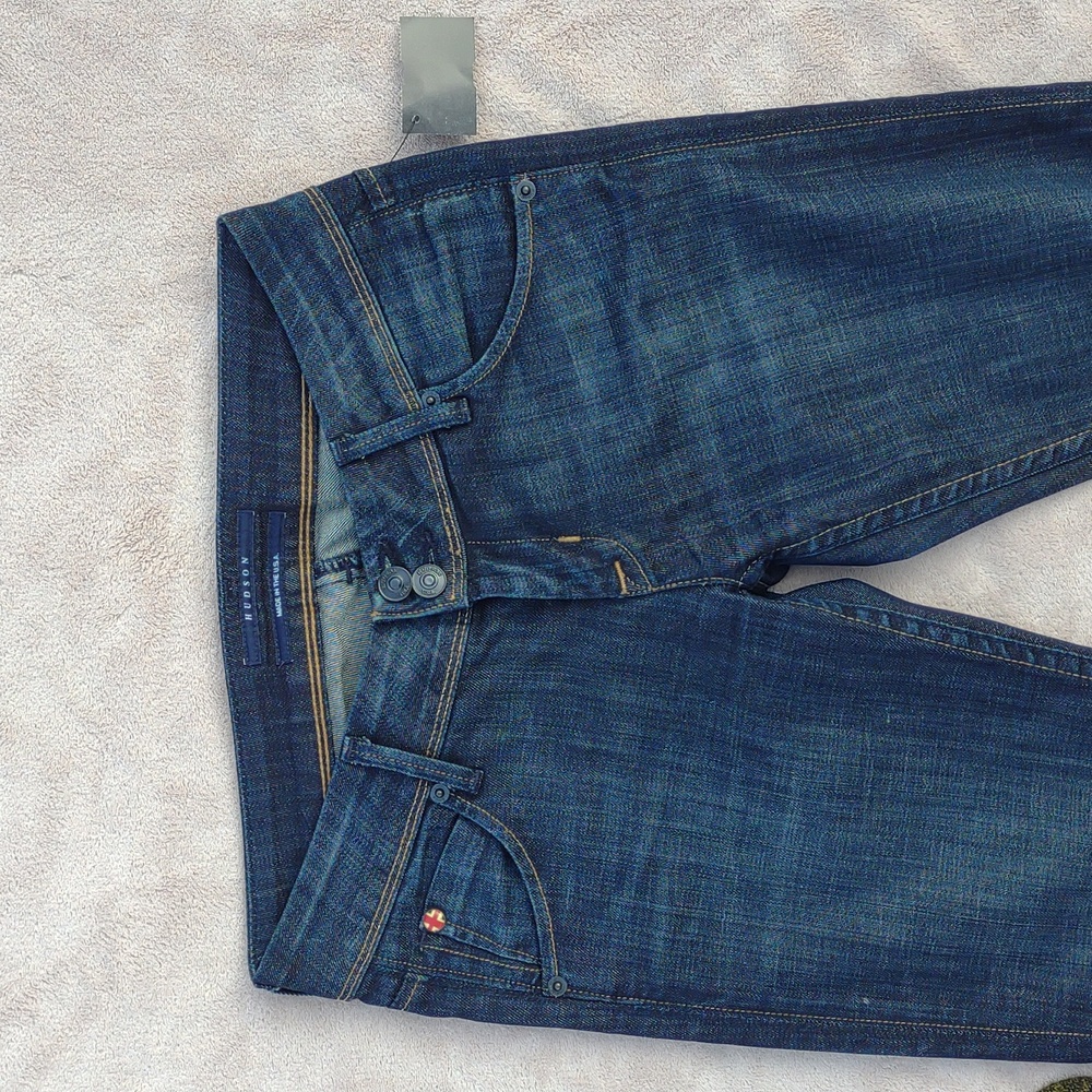 HUDSON JEANS Style#W422DHA Color #GLZ Shade #B Jeans. - Picture 8 of 16